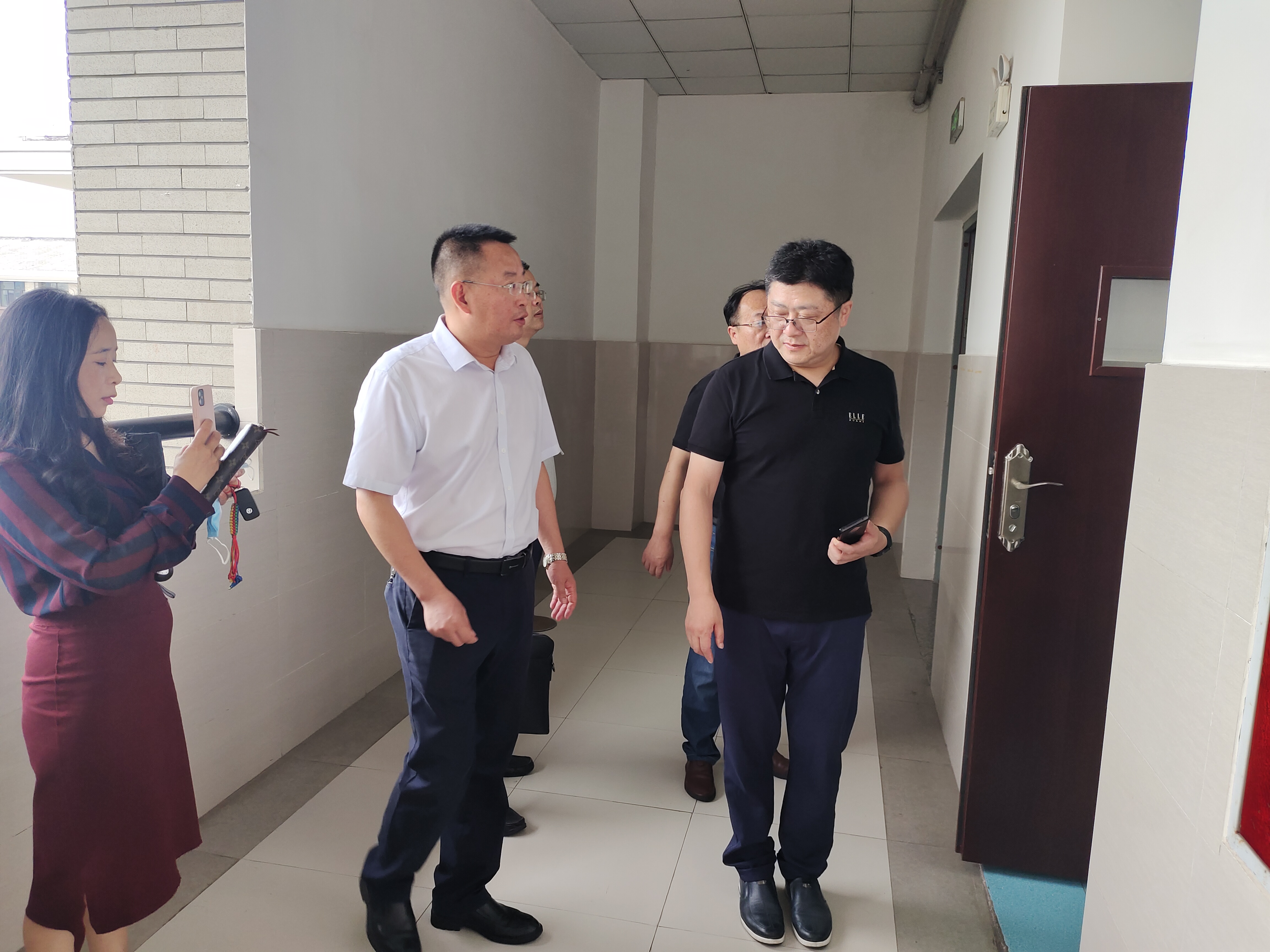 视察直播班.jpg