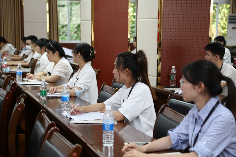 图7-新教师.jpg