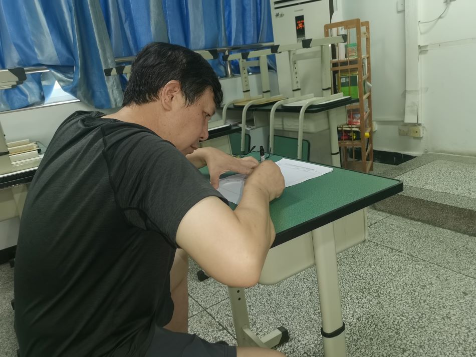 图17 历史组.jpg