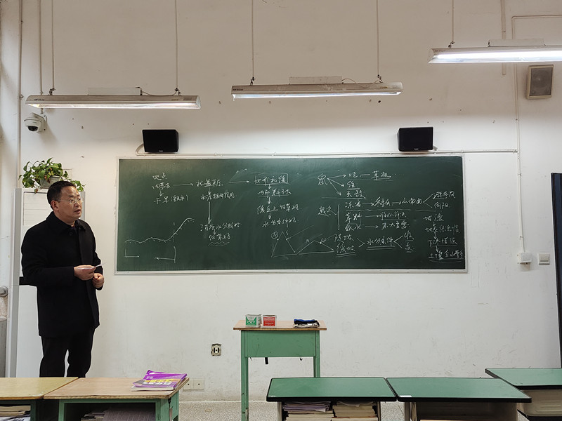 1679882611371058222.jpg 6游校点评.jpg