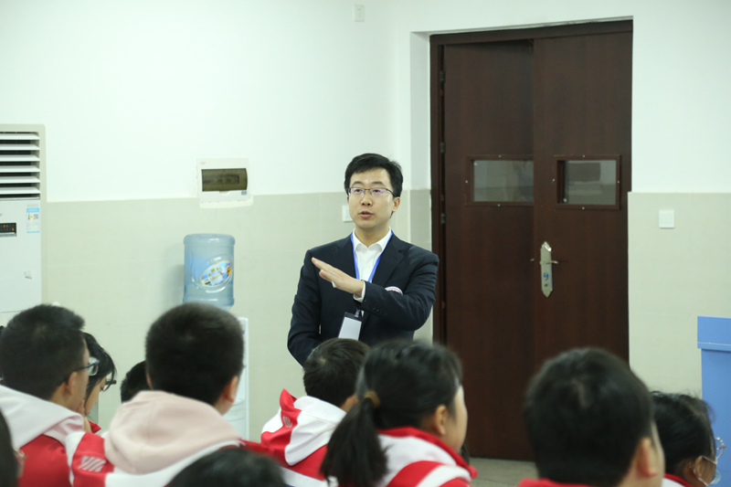 1702799651083024977.jpg IMG_1393.jpg